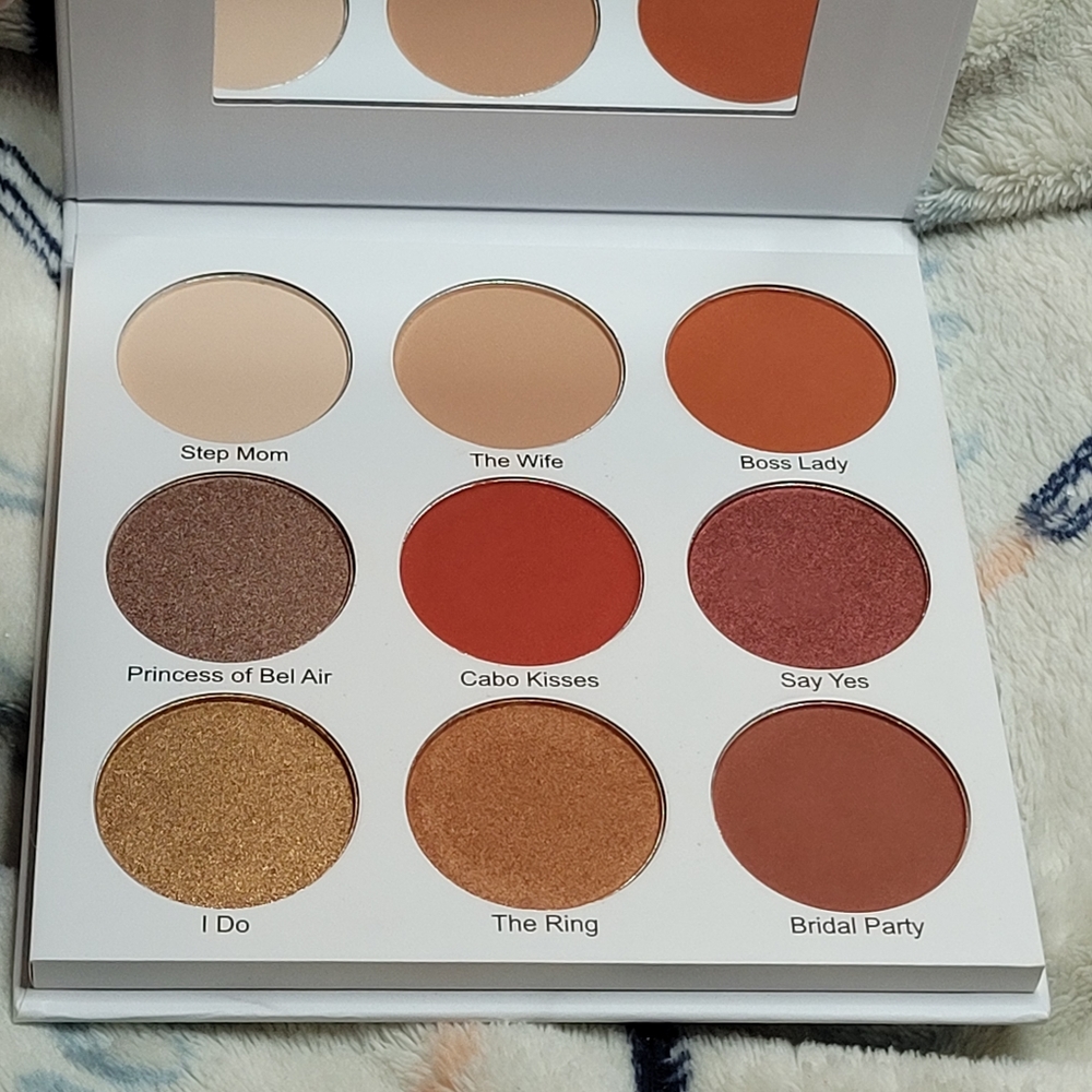 #GIVE THEM LALA BEAUTY The Grown Woman Palette Earthy Sunset Colors